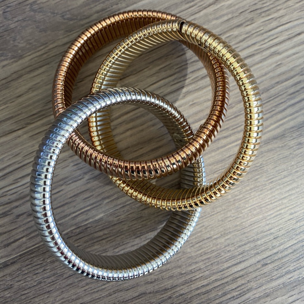 Gorgeous Large Triple Twist Cobra Bracelet